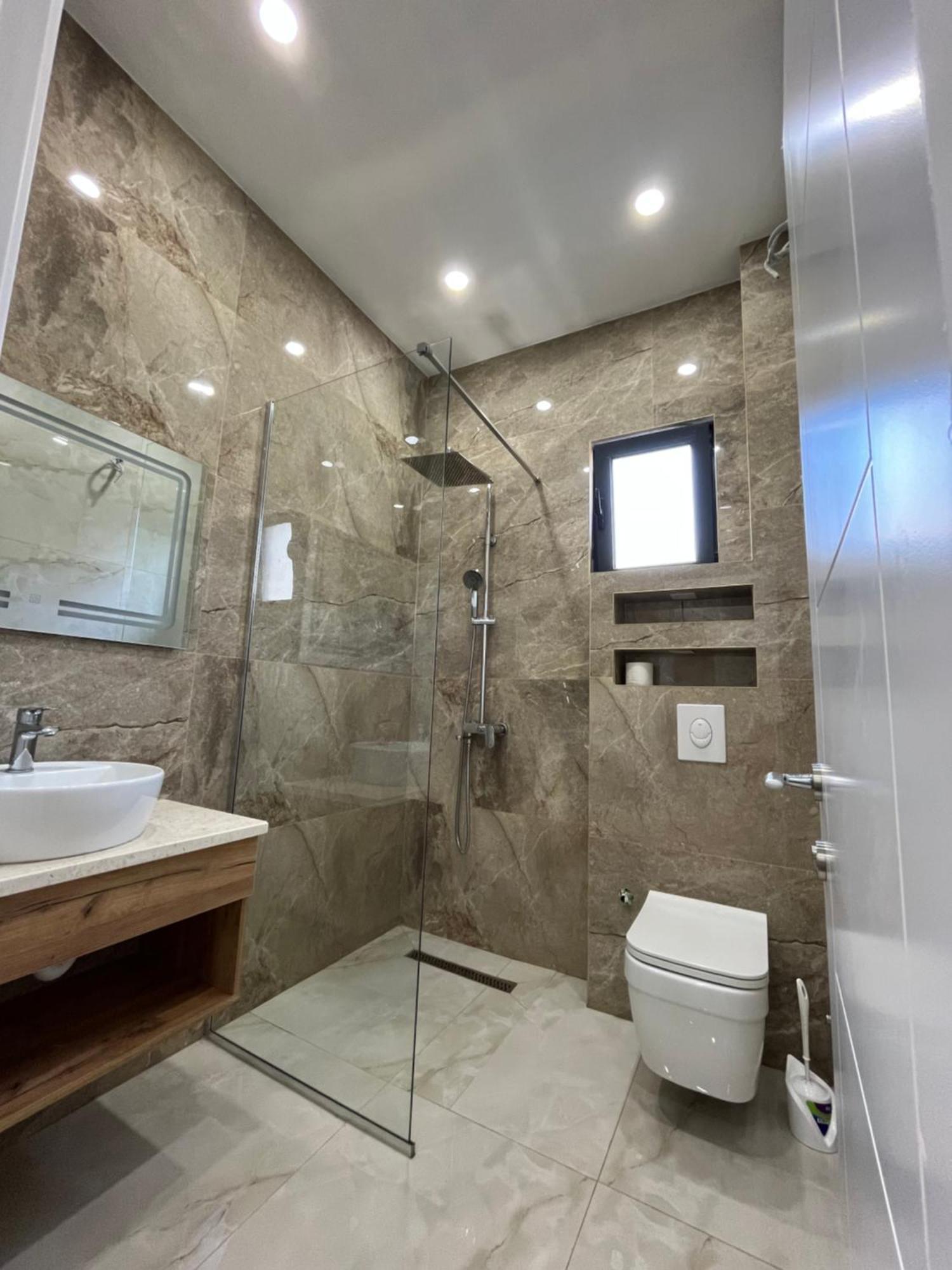 Supreme Luxury Aparthotel Ulcinj Exterior photo